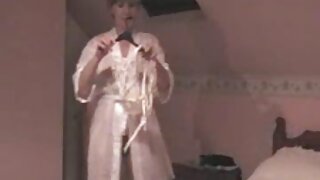 Хлопець будить свою дитину вібратором, а потім українське порно відео трахає її на веб-камеру - 2022-03-28 12:16:43